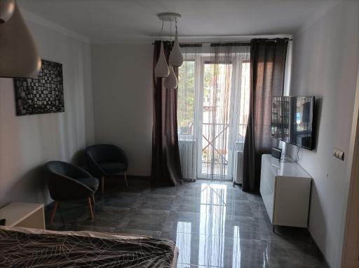 Przy Katedrze - Housity