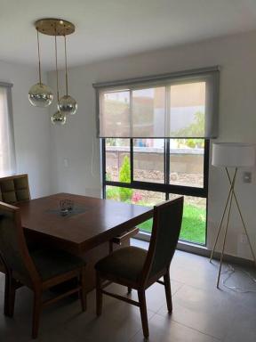 Beautiful 3BR townhouse with on-premises parking - Housity