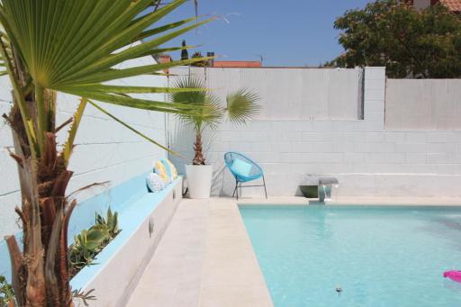 Casa independiente, piscina privada y aire acondicionado - Housity