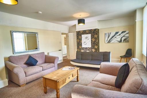 No4 Apartment Birkdale Village - Housity