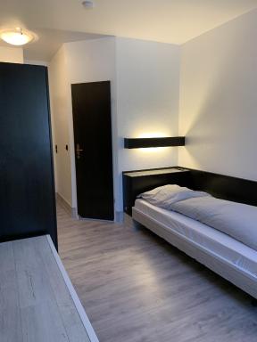 City Hotel Dinslaken - Housity