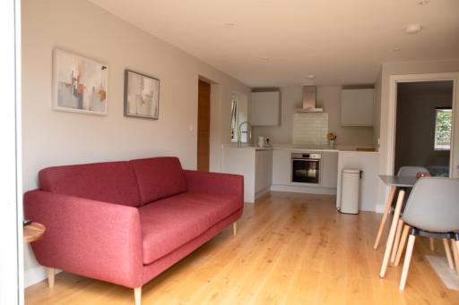 Stylish one bed apartment in the Stroud Valleys - Housity