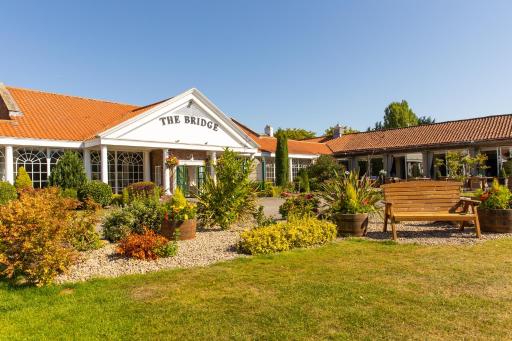 The Bridge Hotel and Spa - Housity