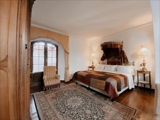 Parador Santa Maria La Real - Housity