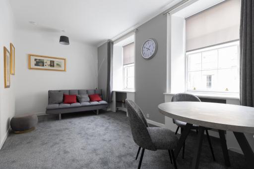 Lovely City Centre 1 bedroom flat. - Housity