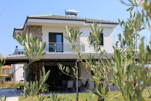 Seaside Villa Plaka Litochoro - Housity