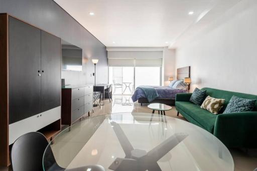 600 sq ft in trendy area, 150 BPS fiber optic - Housity