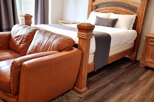 Cozy Spacious 1-BDR Studio #8. FREE Parking - Housity