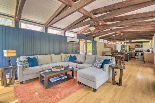 Webster Home w/ Golf Simulator on 2 Acres! - Housity