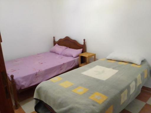 Alibaba Apartment Hostel Small Privat Apartment With Shared Terasse - Housity