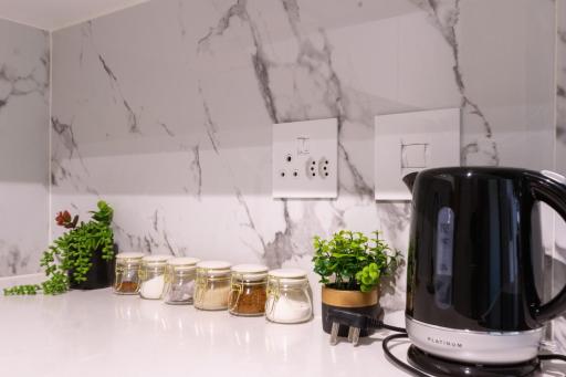 Lovely 1 Modern bedroom in Waterfall City - Housity