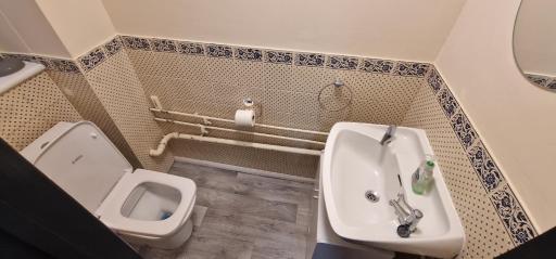Shirley L, Milton, Cambridge, 4 BR House, Newly Refurbished - Housity