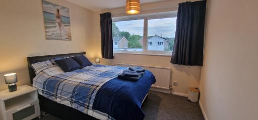 Shirley L, Milton, Cambridge, 4 BR House, Newly Refurbished - Housity