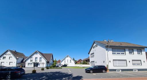 Hotel Am Wintergarten - Housity