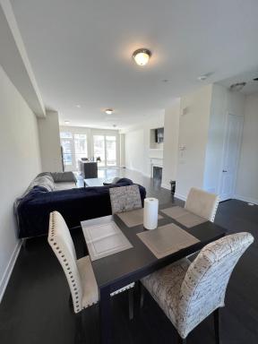 Cheerful 4-Bedroom Townhouse with a Suburban Feel! - Housity