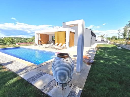 Villa Aquila - Housity