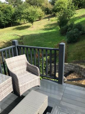 Loft apartment at Acorn Cottage - Housity