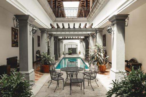Hotel & Restaurante La Gran Francia - Housity