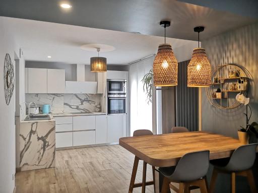 Superbe cosy T1 Bis Studio 40m2 indépendant en maison avec parking gratuit - Housity