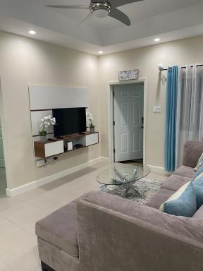 Natalia’s Sweet Oasis - Housity