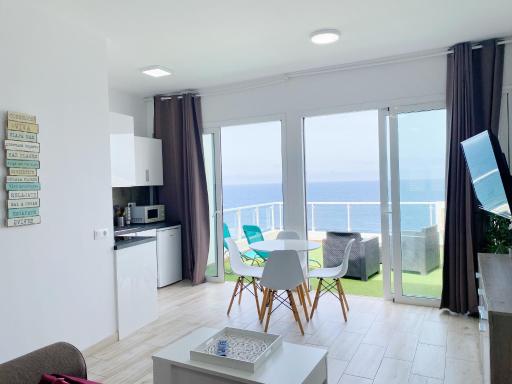 HomeForGuest The Cliff House Gran Canaria with Sea views - Housity