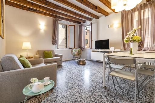Ca' Fosca Home - Campo Santa Fosca by Wonderful Italy - Housity