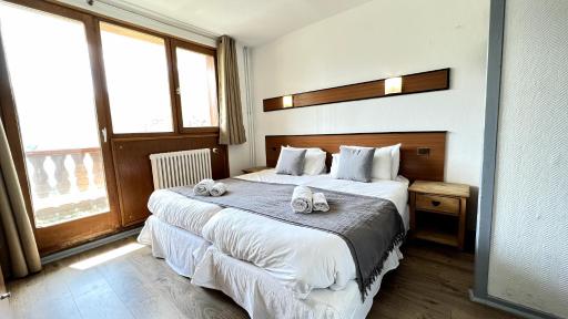 Hôtel Le Piolet - Housity