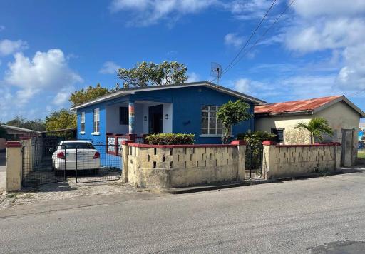 Coville - 3 BDR home in Oistins near Miami Beach - Housity