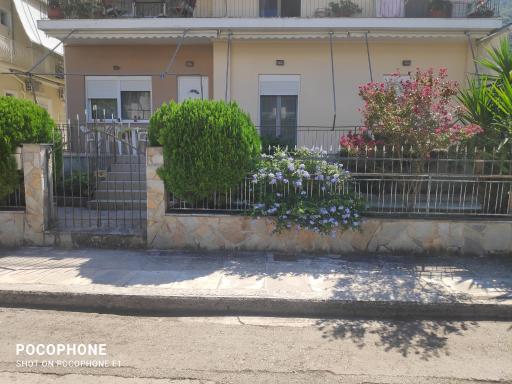 Κεντρικό, ανετο και ευρύχωρο διαμέρισμα - Housity