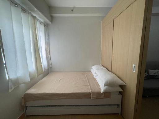 Trees Residences Fairview - Housity