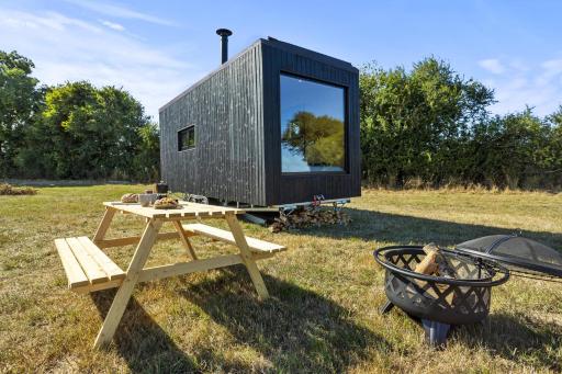 Off-Grid Eco Cabin In Kent Downs, Canterbury - Housity