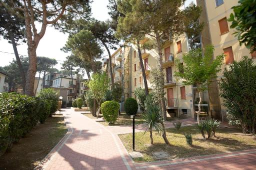 Beach holiday Delfini - Housity