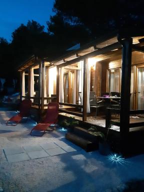 Apartments by the sea Pirovac, Sibenik - 16095 - Housity