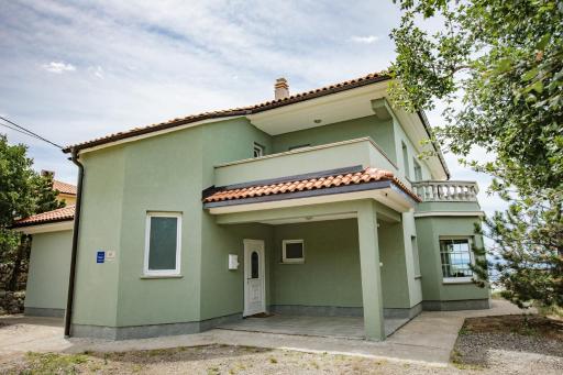 Holiday house with a swimming pool Smrika, Kraljevica - 16050 - Housity