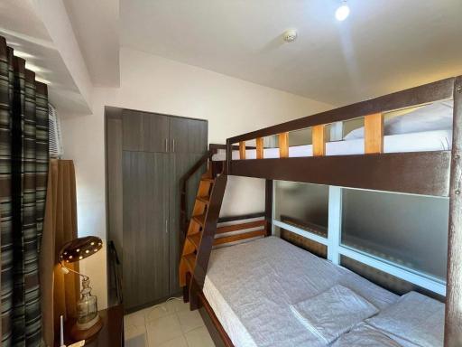 10th floor Partial Taal View-Free pool access - Housity