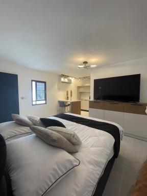 rooms 48 - Housity