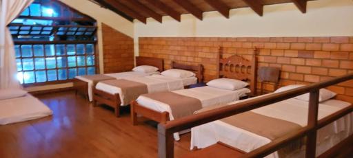 Chalé do Papa - Pousada & Hostel - Housity