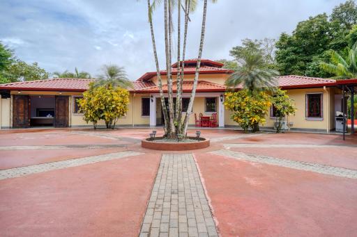 Casa Las Palmas - Housity