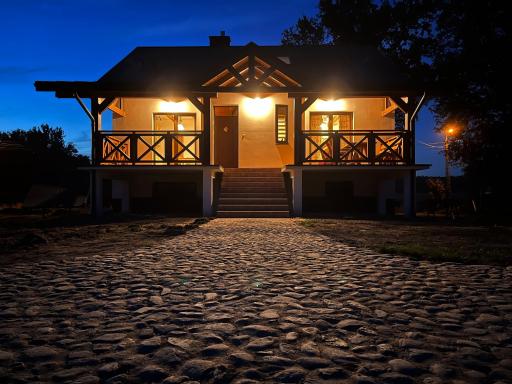 Kasztanówka - dom gościnny na Podlasiu, agroturystyka - Housity