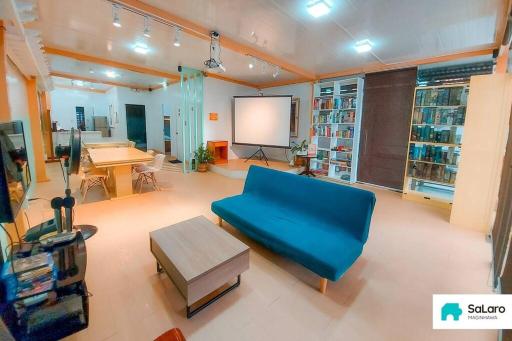 SaLaro MAGINHAWA - PS4, Board Games, Karaoke - Housity