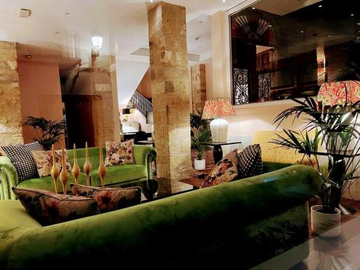 Hotel Carmen Boutique - Housity
