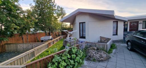 Lovely 2-bedroom apartment in Kopavogur - Housity