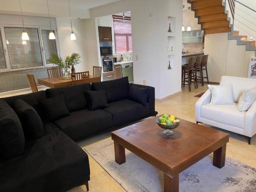 Triplex in Tel Aviv - Housity