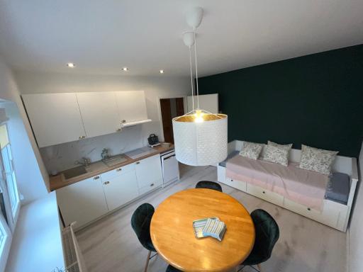 ZEN - przytulne mieszkanie. Mieroszów, Sokołowsko, 2 km do Czech. - Housity