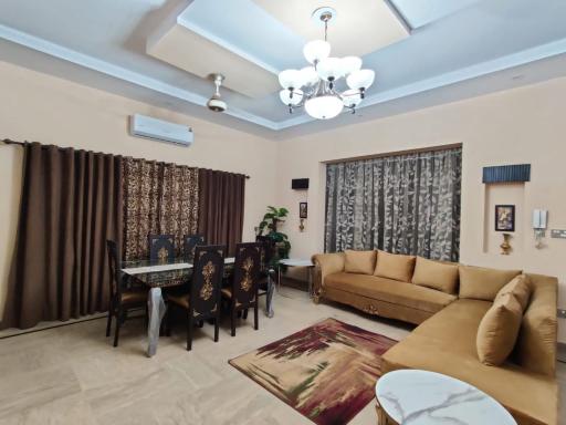 Furnished Home Upper Portion - Housity