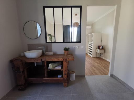 Chambre privée luxueuse Villa Monte 0ropa - Housity