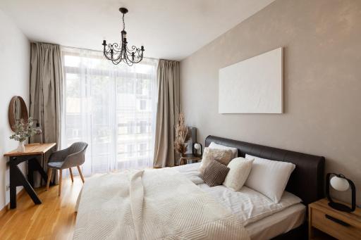 Ziedondarza Park One Bedroom Apartment with Balcony - Housity