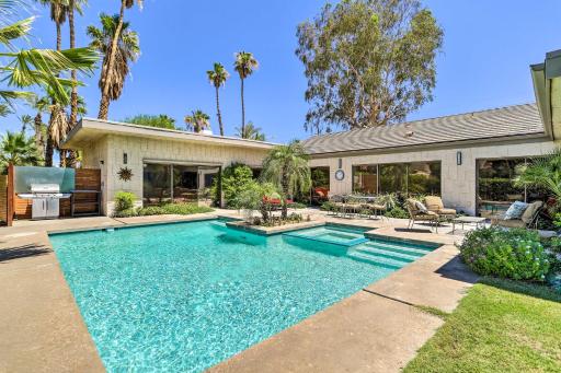 Pool, Grill & Game Room: Bermuda Dunes Oasis - Housity