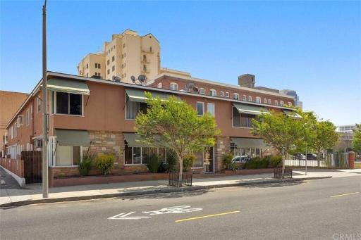 Manuel Y Sonia-La casa de los Angeles - Housity