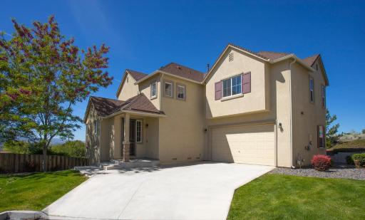 Wonderful and Bright Home with City Views - Housity